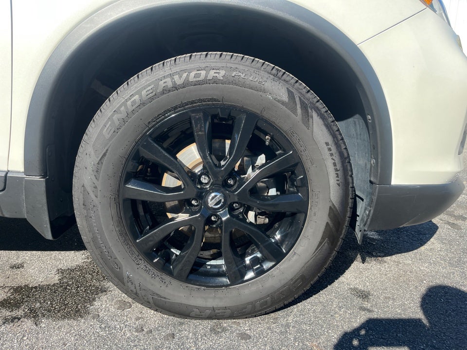 2017 Nissan Rogue SV