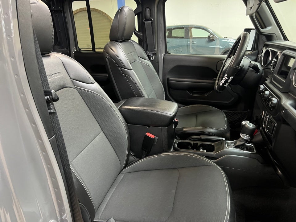 2021 Jeep Gladiator Freedom 4x4