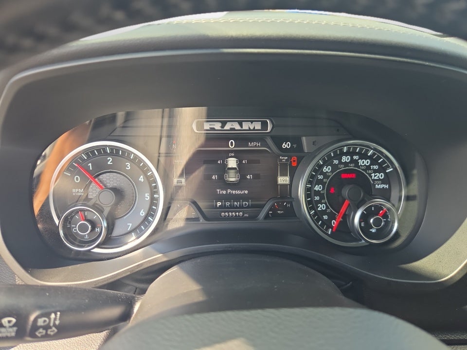 2022 RAM 1500 Laramie Crew Cab 4x4 5'7" Box