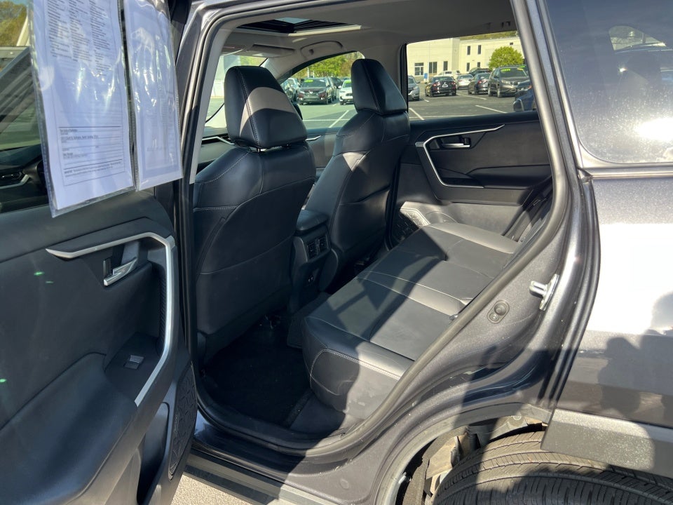 2019 Toyota RAV4 XLE Premium