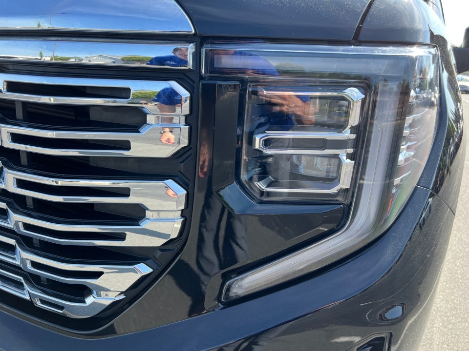 2024 GMC Sierra 1500 4WD Crew Cab Short Box Denali