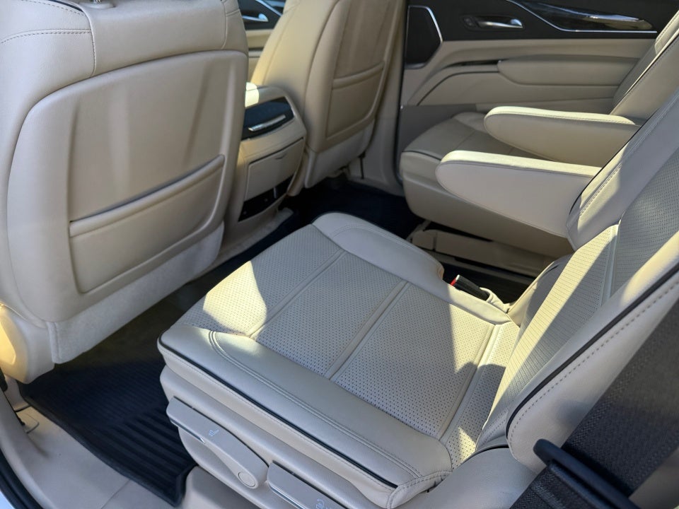 2023 Cadillac Escalade 4WD Premium Luxury