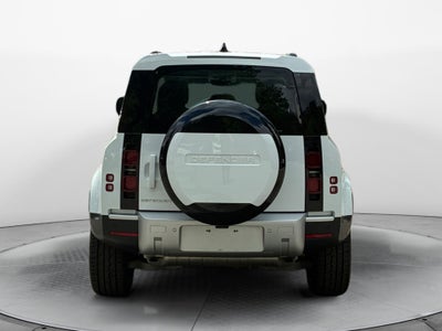 2025 Land Rover Defender 110 P400 S