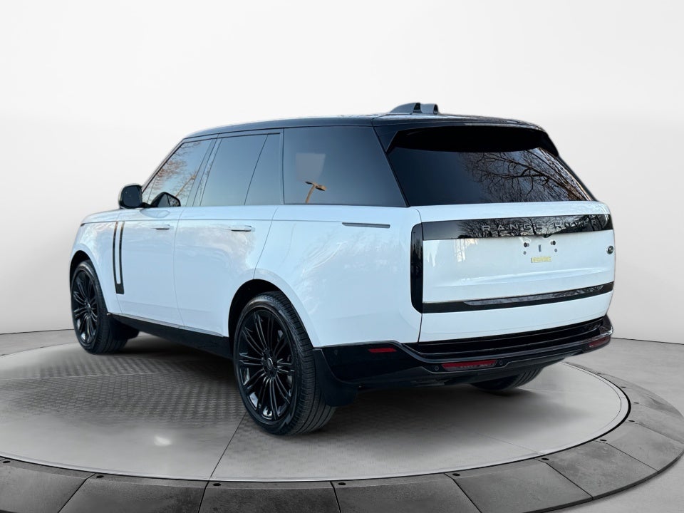 2023 Land Rover Range Rover P530 SE