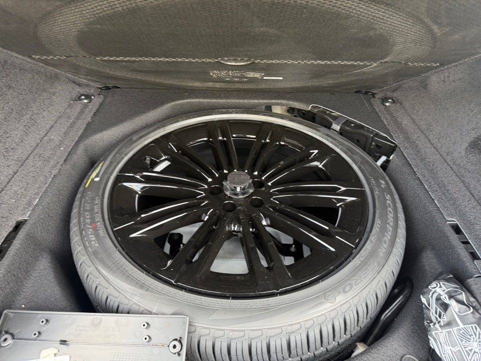 2024 Land Rover Range Rover P400 SE