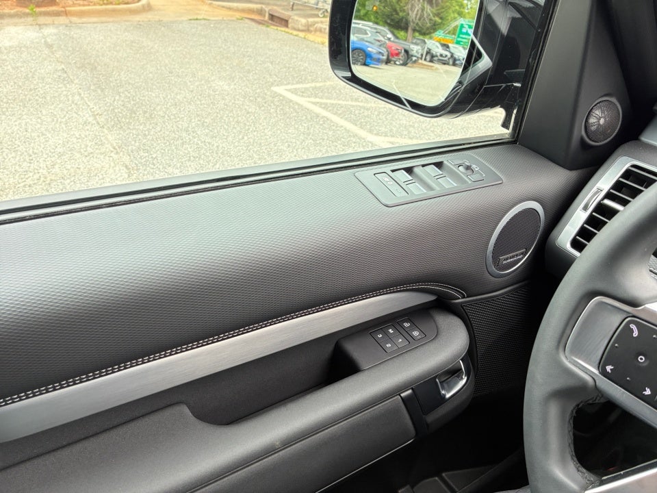 2025 Land Rover Range Rover Dynamic SE
