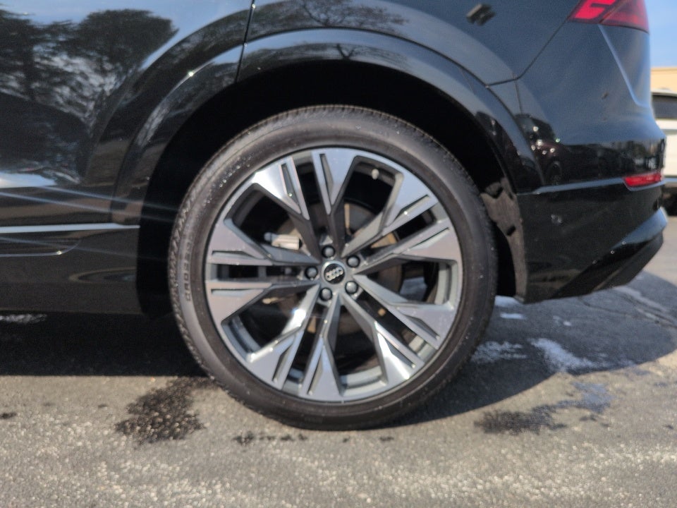 2026 Audi Q8 Premium Plus 55 TFSI quattro Tiptronic