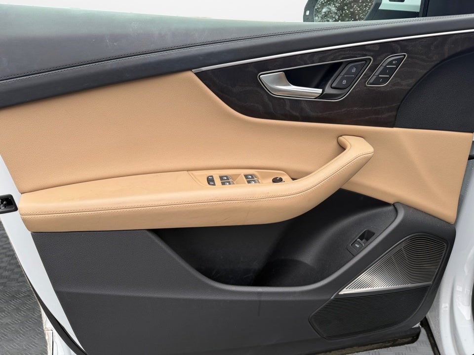 2023 Audi Q8 Prestige 55 TFSI quattro Tiptronic