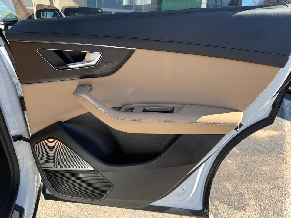 2023 Audi Q8 Prestige 55 TFSI quattro Tiptronic