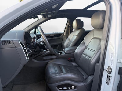 2019 Porsche Cayenne Base