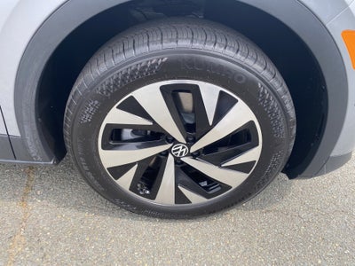 2023 Volkswagen ID.4 Pro