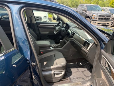 2022 Volkswagen Atlas 2.0T SE w/Technology