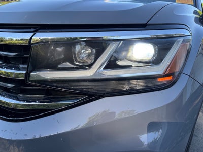 2021 Volkswagen Atlas Cross Sport 3.6L V6 SE w/Technology R-Line