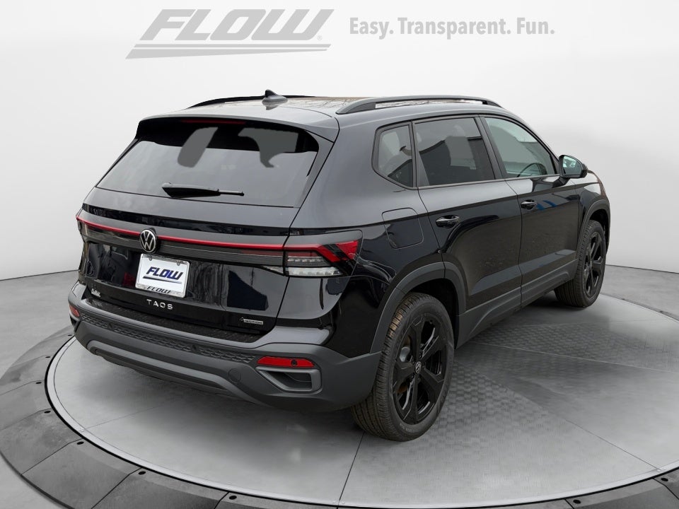 2026 Volkswagen Taos SE Black