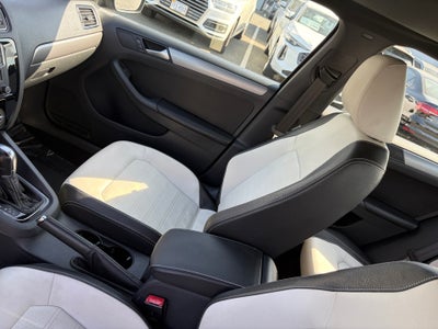 2016 Volkswagen Jetta 1.8T Sport