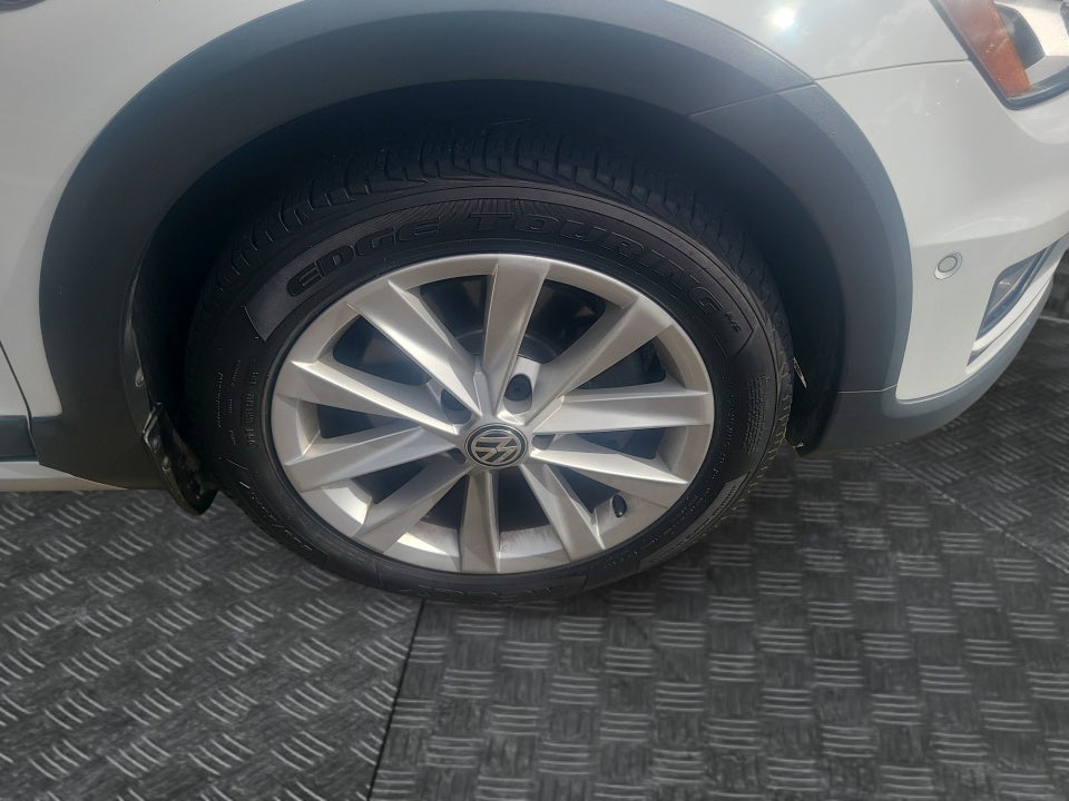 2017 Volkswagen Golf Alltrack SEL