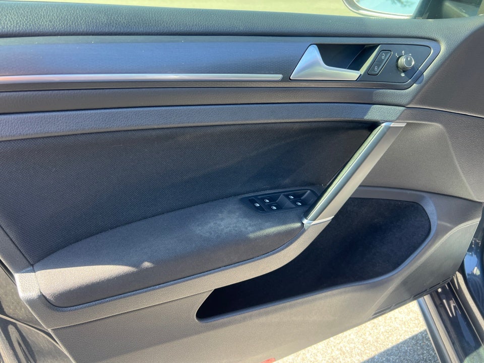 2018 Volkswagen Golf GTI S