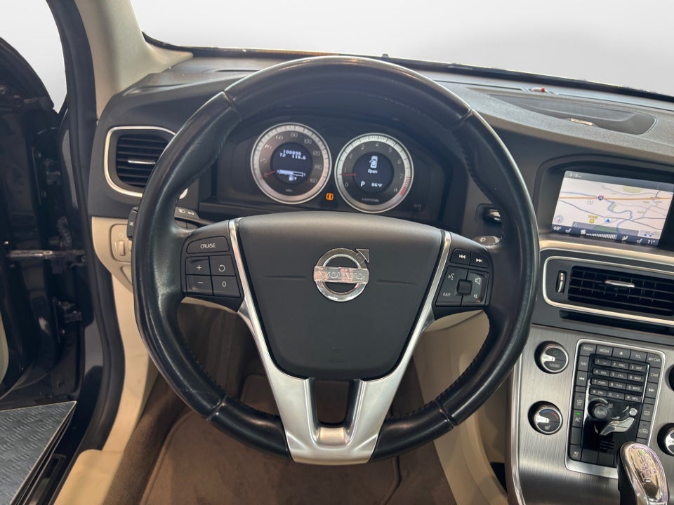 2013 Volvo S60 T6 Platinum