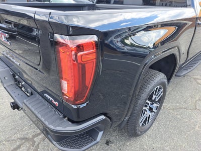 2025 GMC Sierra 1500 4WD Crew Cab Short Box AT4