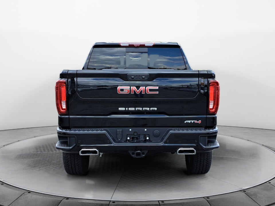 2025 GMC Sierra 1500 4WD Crew Cab Short Box AT4