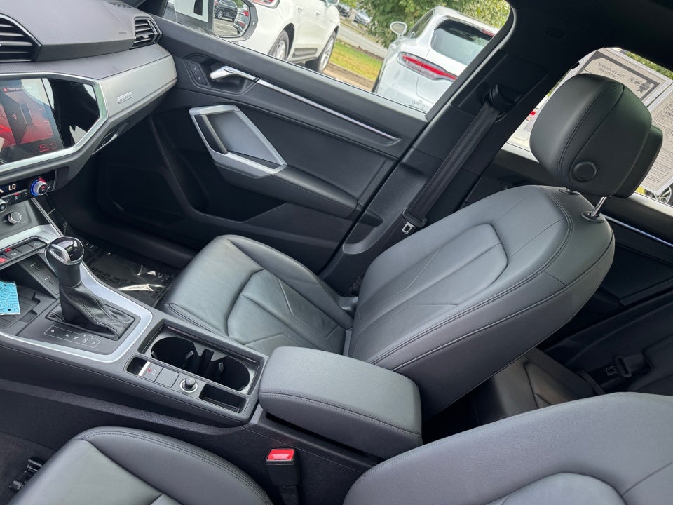 2023 Audi Q3 Premium Plus 45 TFSI S line quattro Tiptronic