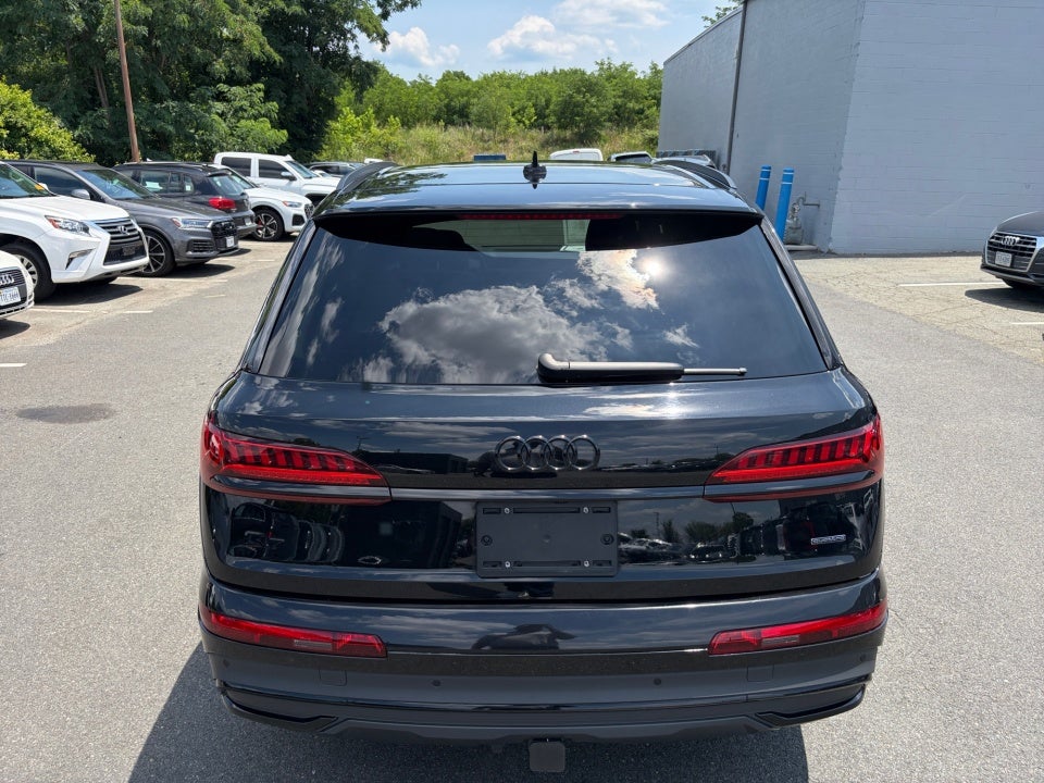 2023 Audi Q7 Premium Plus