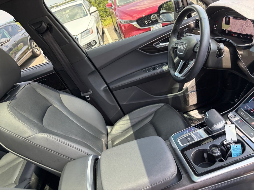2023 Audi Q7 Premium Plus