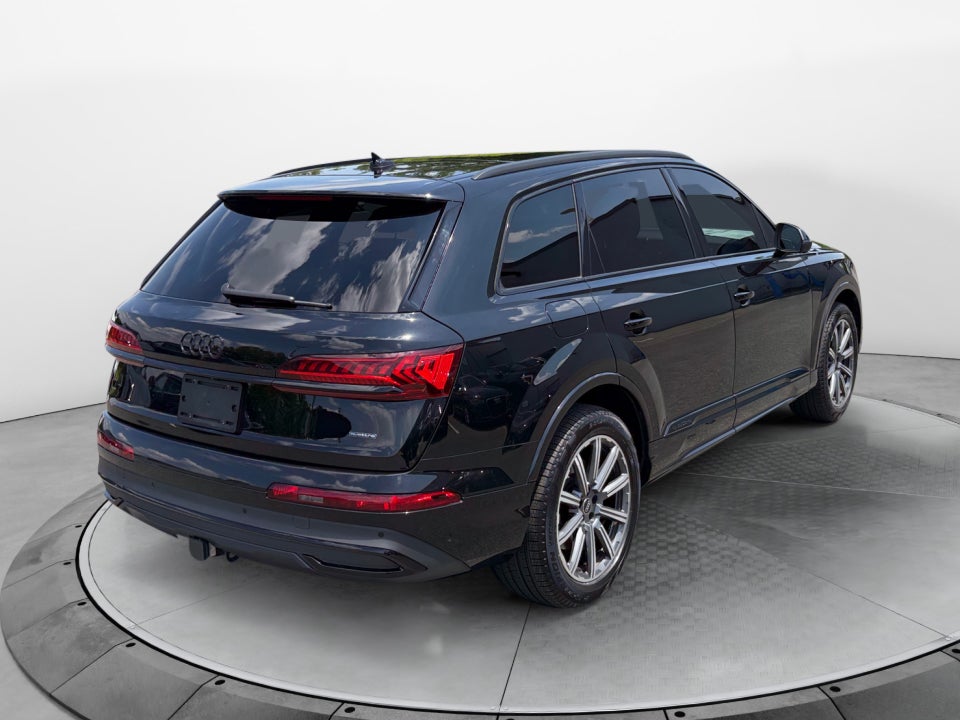 2023 Audi Q7 Premium Plus