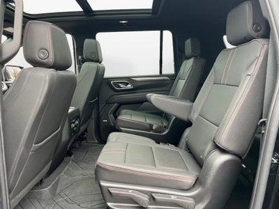 2023 Chevrolet Suburban 4WD RST