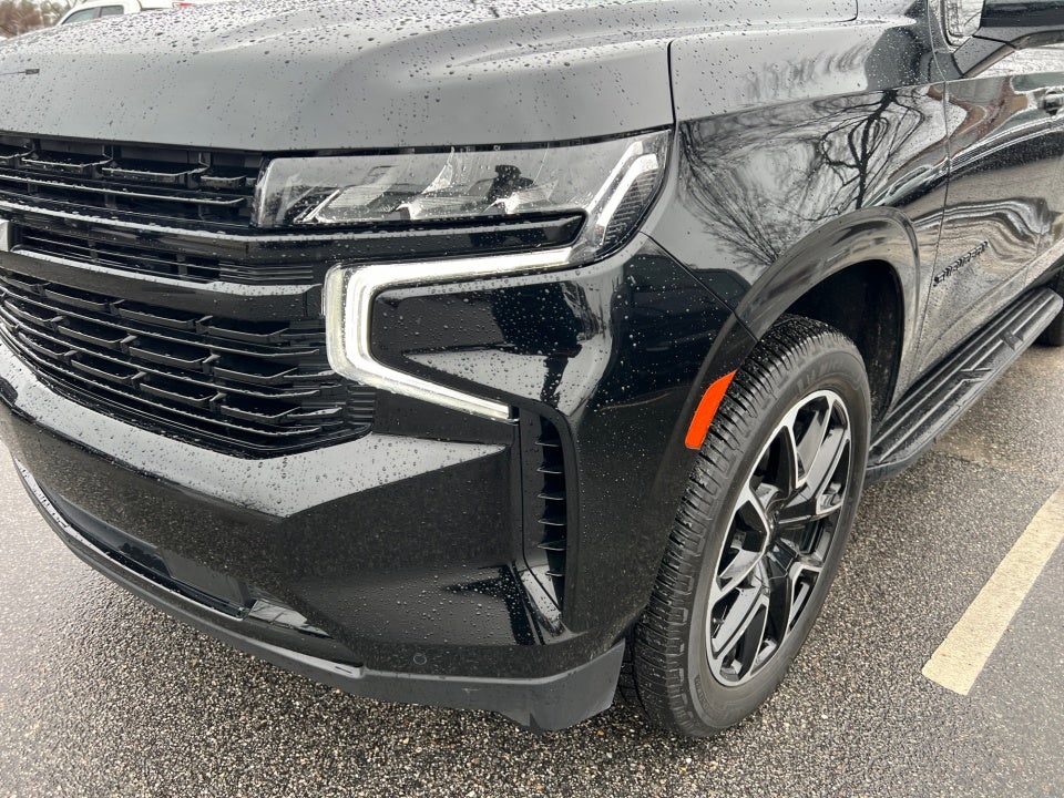 2023 Chevrolet Suburban 4WD RST