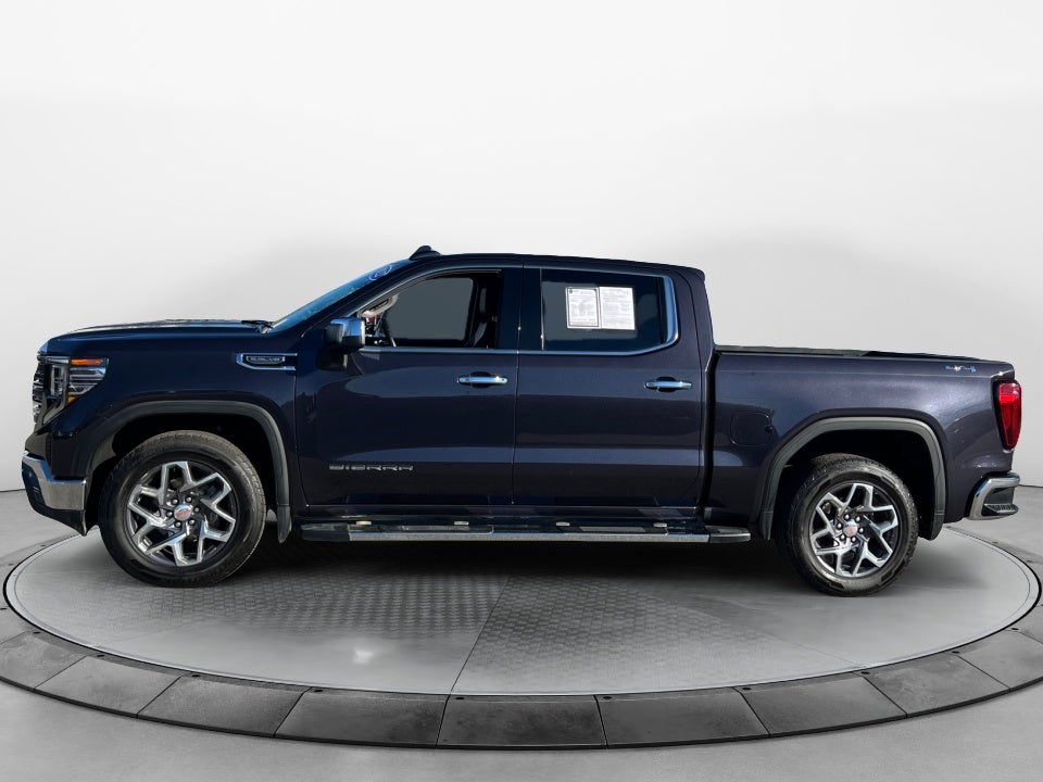 2022 GMC Sierra 1500 4WD Crew Cab Short Box SLT
