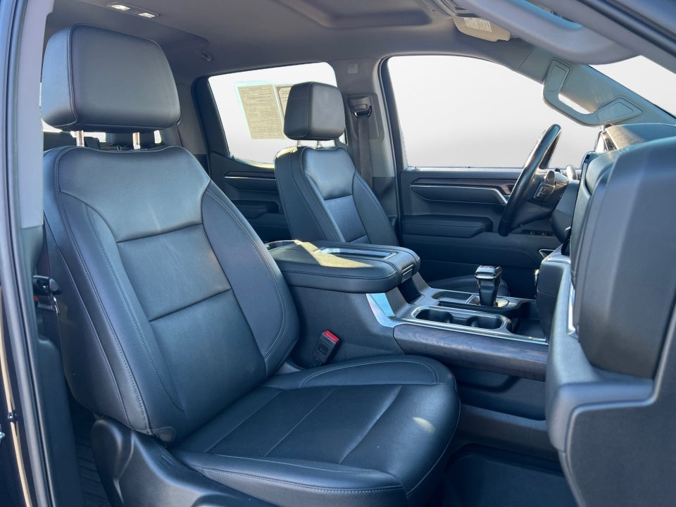 2022 GMC Sierra 1500 4WD Crew Cab Short Box SLT